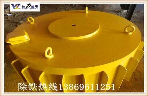 生產(chǎn)電磁除鐵器廠家能有效防止大、鐵塊破碎輸送帶的事故的處理