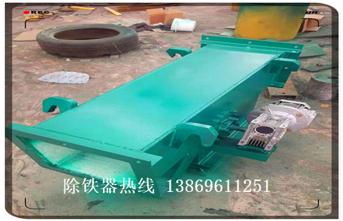 永磁管道自卸式除鐵器，永磁管道自卸式除鐵器廠(chǎng)家_技術(shù)參數(shù)_永磁管道自卸式除鐵器廠(chǎng)家磁塊安裝方式_如何換帶